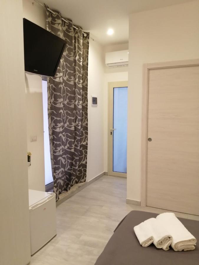 Marvin'S Home Giardini Naxos Dış mekan fotoğraf